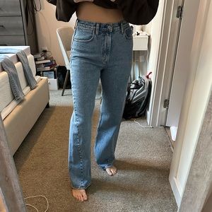 A+F 90’s Relaxed Straight High Rise Jean